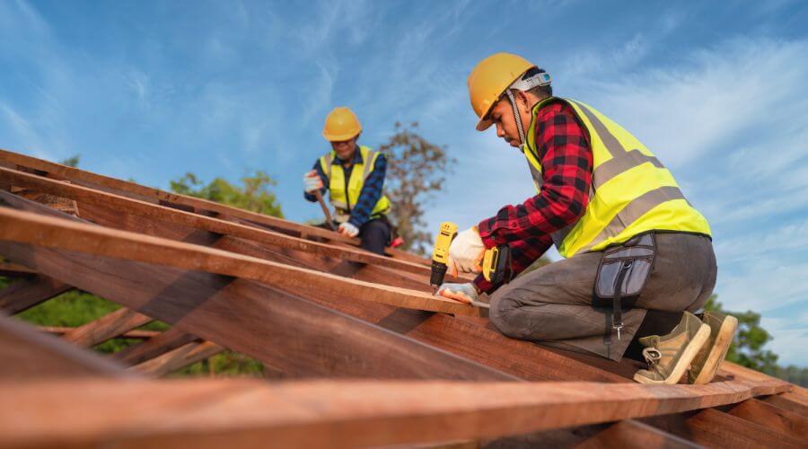 Professional gutter cleaning in Kosciusko, MS